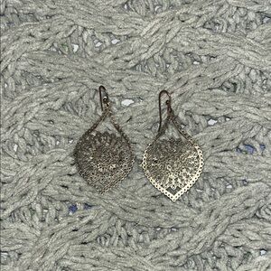 Elegant gold/silver Filigree Earrings